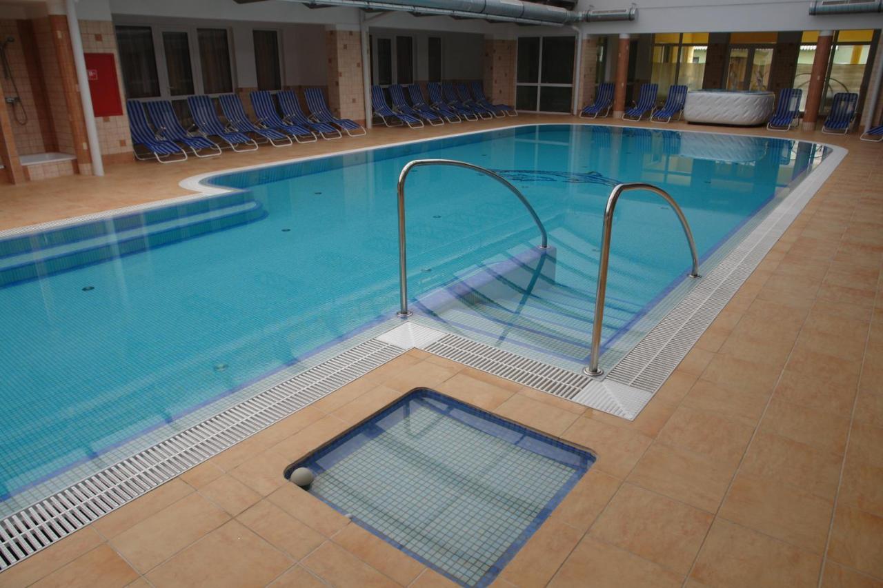 Aliz Apartman Zalakaros Buitenkant foto